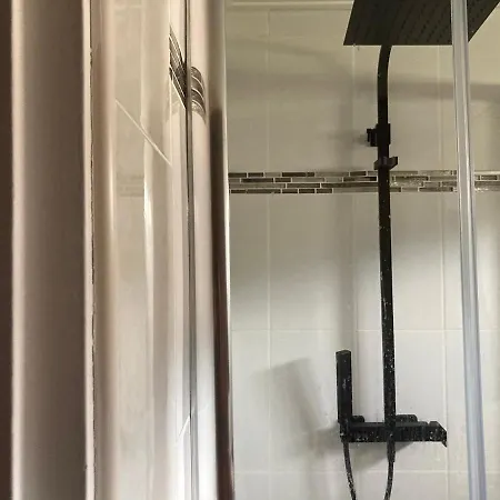 Lägenhet Mountain View & Sea View Location Individual 1 Sur 3 Dispo Avec Climes Salle De Bain Et Salon En Commune